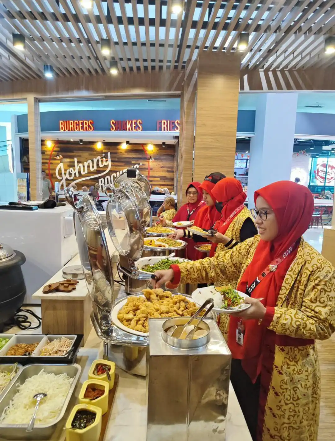 10 Tips Memilih Travel Umroh Terpercaya