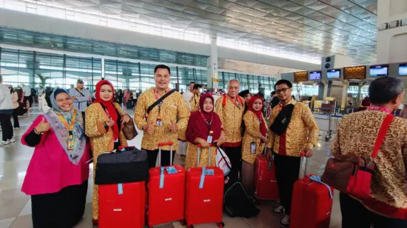 Umroh Tanpa Ribet, Bersama Tim Profesional